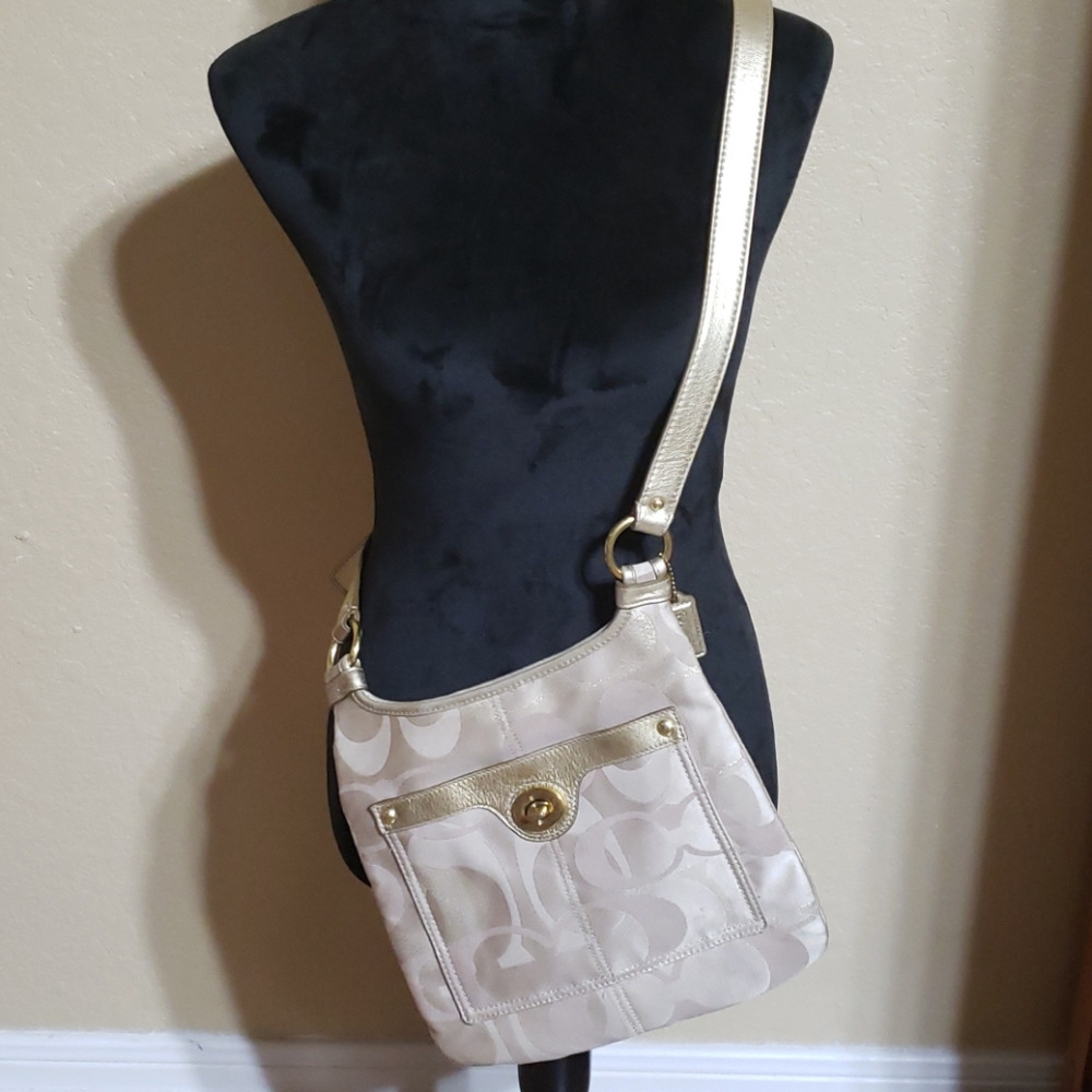Coach Crossbody - Picture 2 of 7
